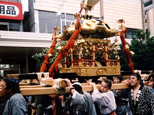 京神輿