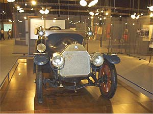 アルファロメオ最初の自動車