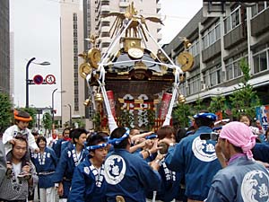 �Ó�A������P