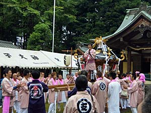 �������P