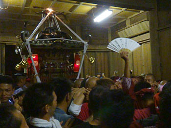 �{�����i�Q